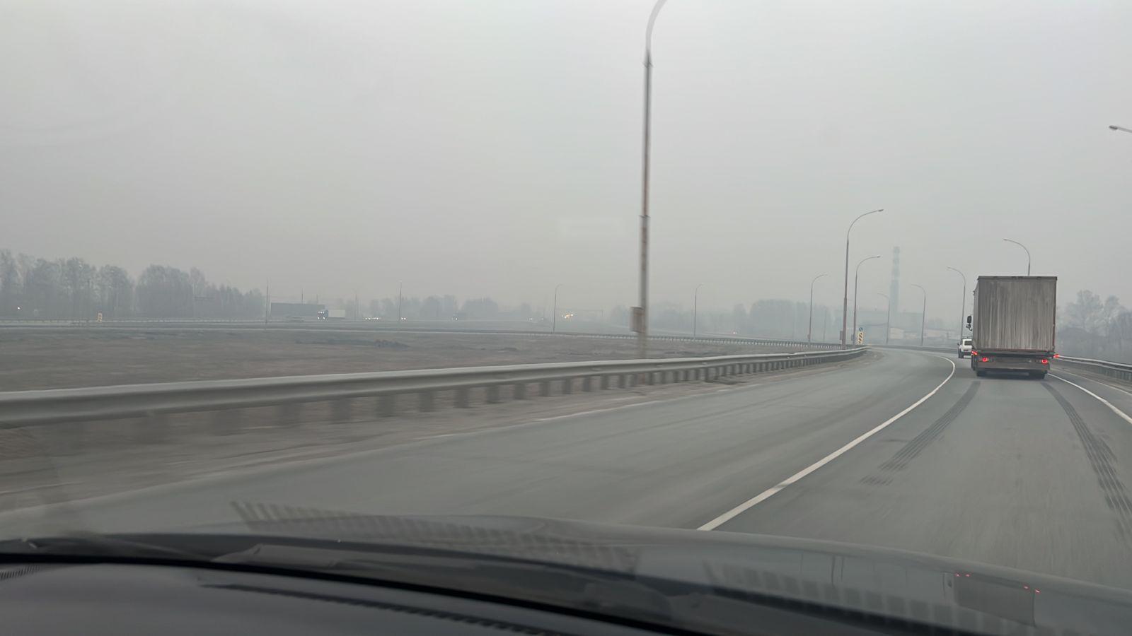 Фото В Новосибирске уровень загрязнения воздуха достиг 7 баллов из-за дыма и пыли 5
